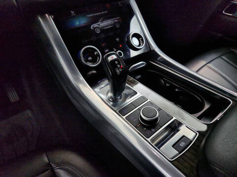 2020 Land Rover Range Rover Sport SE