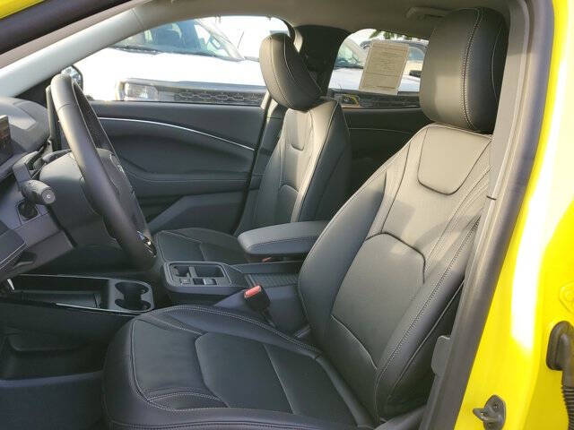 2025 Ford Mustang Mach-E Premium