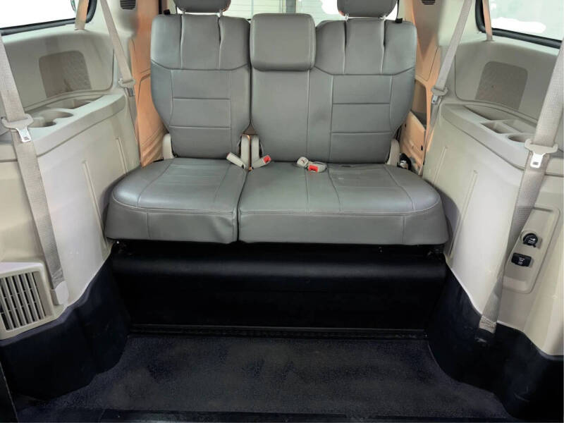 2011 Dodge Grand Caravan Crew