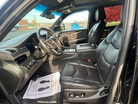 2017 Cadillac Escalade ESV Platinum