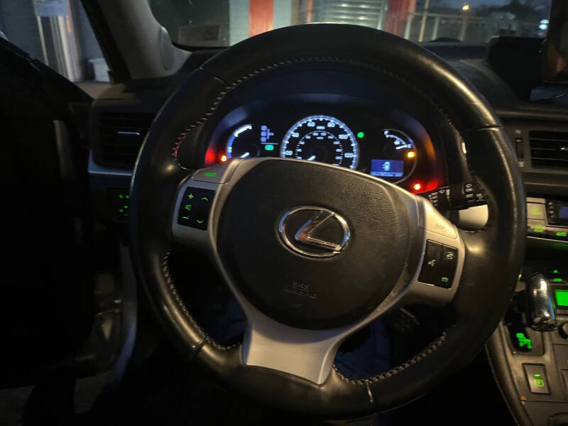 2012 Lexus CT 200h Premium