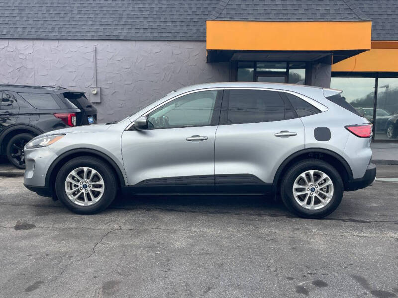 2021 Ford Escape Hybrid SE