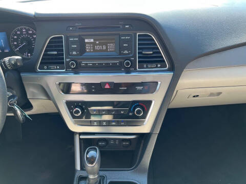 2017 Hyundai Sonata SE