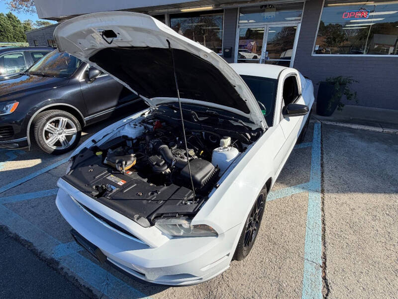 2014 Ford Mustang V6