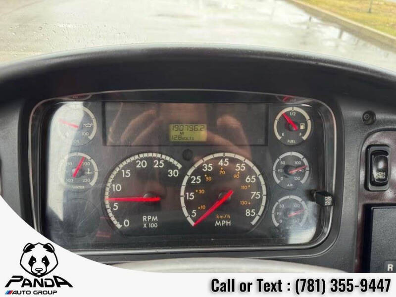 2016 Freightliner M2 106