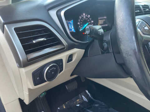 2013 Ford Fusion Hybrid SE