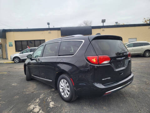 2018 Chrysler Pacifica Touring L