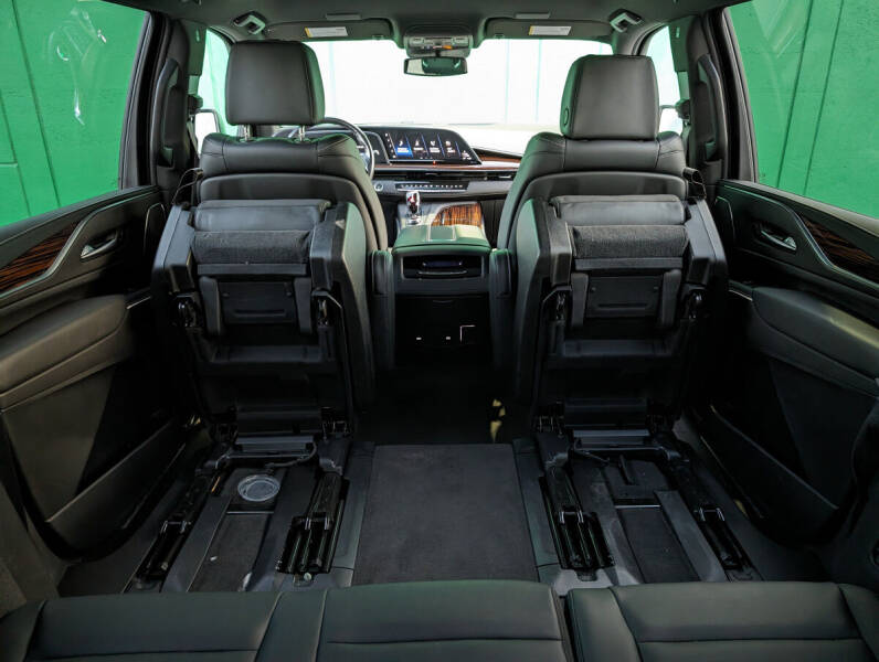 2021 Cadillac Escalade ESV Luxury