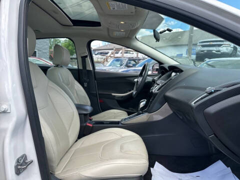 2017 Ford Focus Titanium