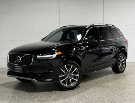 2017 Volvo XC90 T6 Momentum