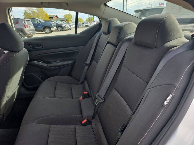 2023 Nissan Altima 2.5 SV