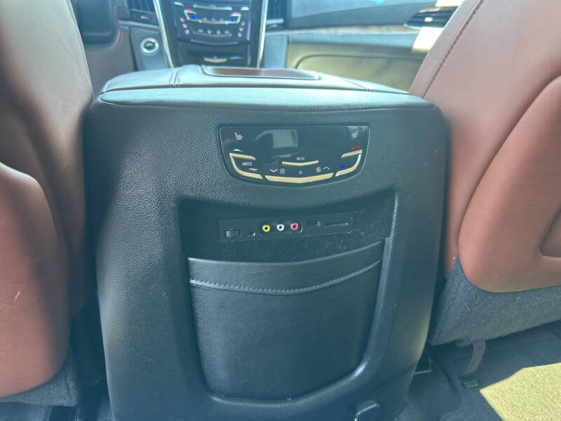 2015 Cadillac Escalade Premium