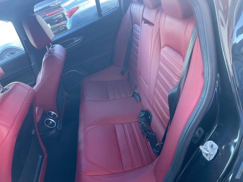 2022 Alfa Romeo Giulia Veloce