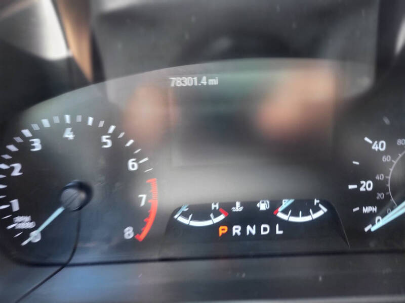 2020 Ford Escape SE