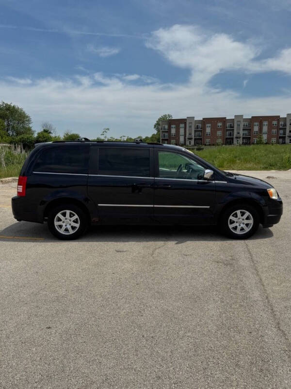2010 Chrysler Town and Country Touring Plus