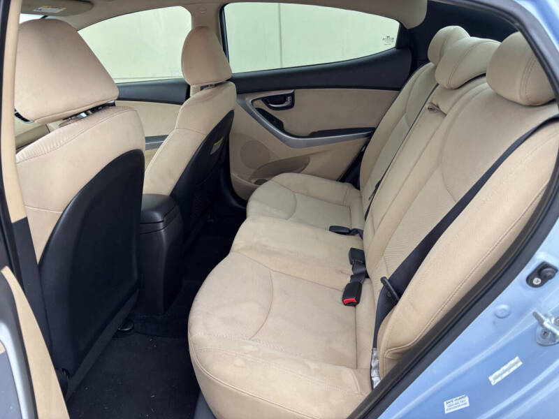 2012 Hyundai Elantra GLS