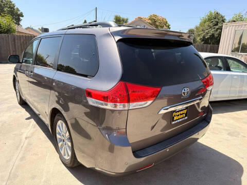 2011 Toyota Sienna Limited 7-Passenger