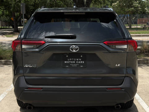 2019 Toyota RAV4 LE