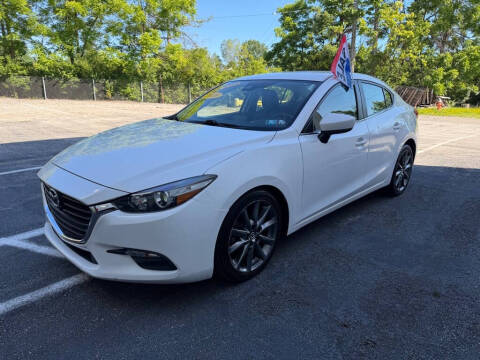 2018 Mazda MAZDA3 Touring