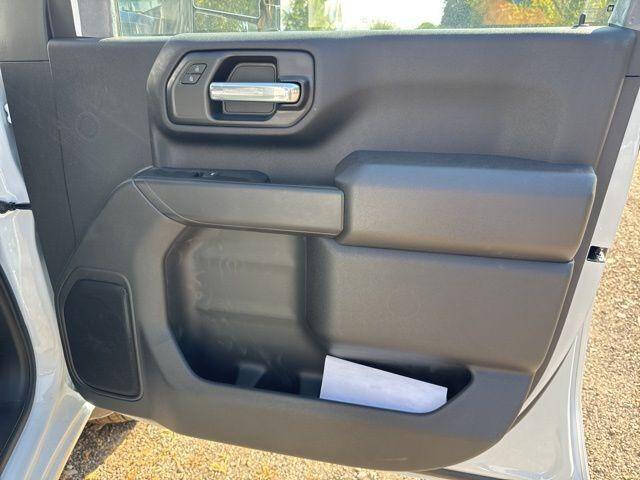 2025 GMC Sierra 3500HD CC Pro