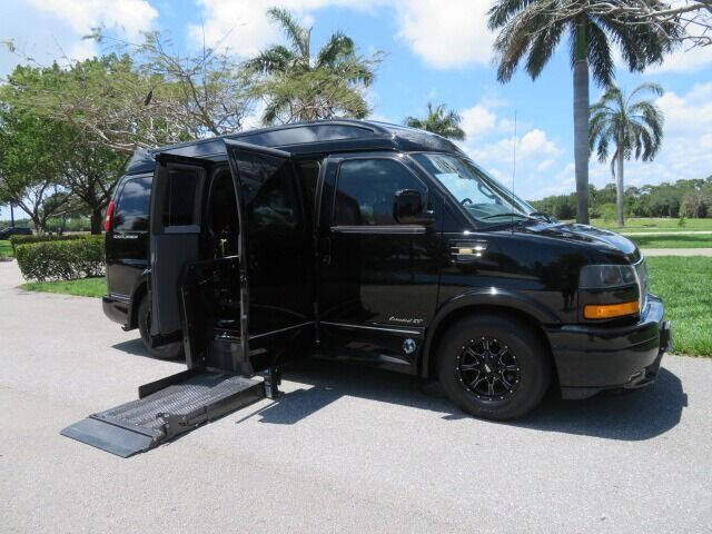 2018 GMC Savana 2500