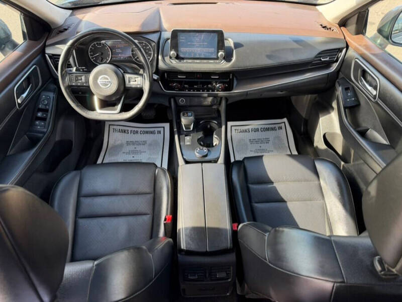 2021 Nissan Rogue SV