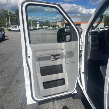 2024 Ford E-Series