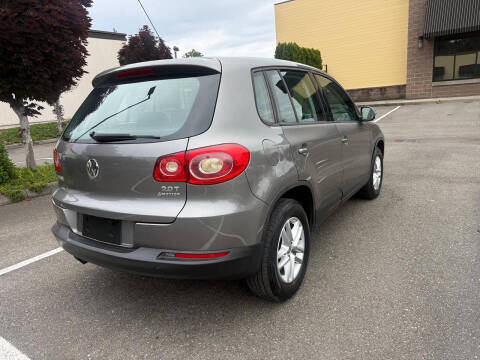 2011 Volkswagen Tiguan S 4Motion