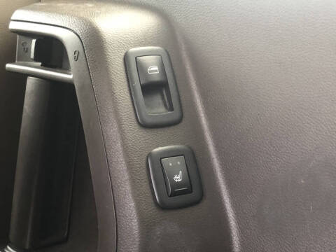 2015 Chrysler Town and Country Touring-L