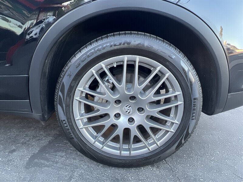 2013 Porsche Cayenne S