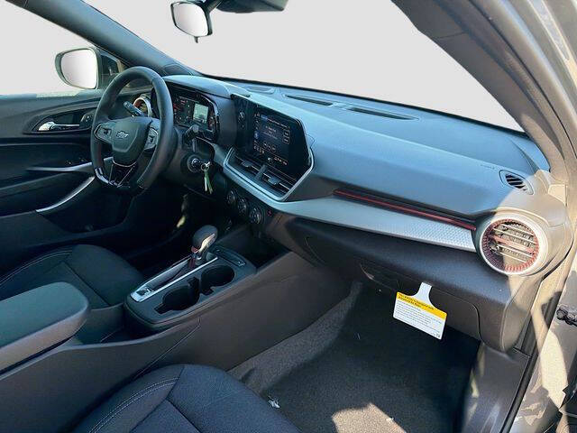 2026 Chevrolet Trax RS