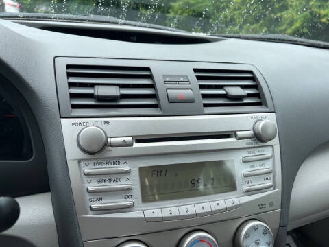 2011 Toyota Camry LE