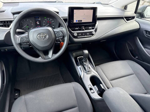 2025 Toyota Corolla Hybrid LE