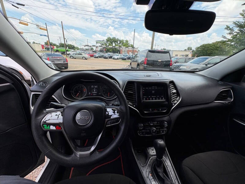 2020 Jeep Cherokee Latitude