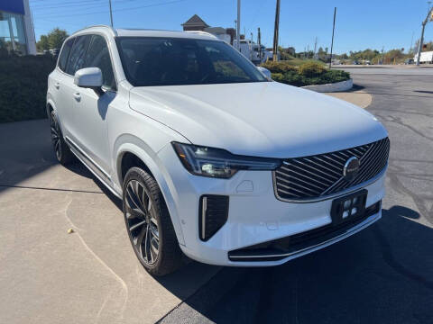 2025 Volvo XC90 B5 Plus Bright Theme 7P