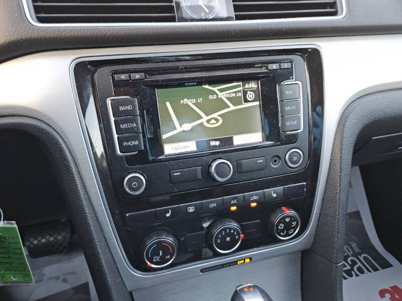 2013 Volkswagen Passat SE PZEV