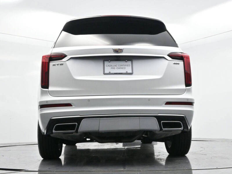 2025 Cadillac XT6 Premium Luxury