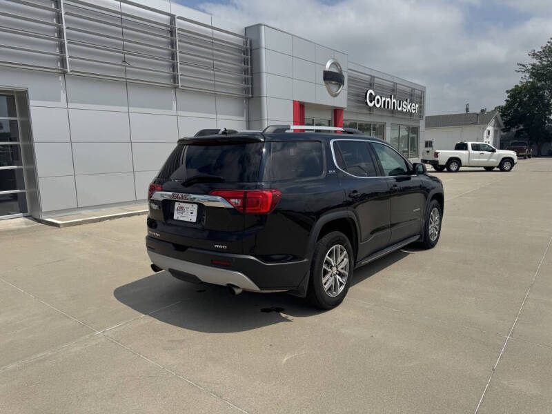 2019 GMC Acadia SLE-2