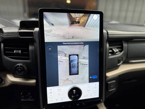 2023 Ford Expedition MAX Platinum