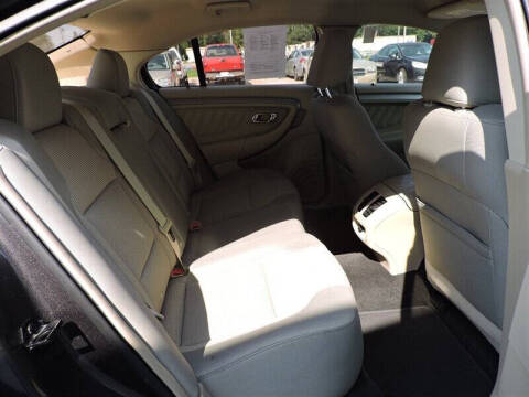 2015 Ford Taurus SEL