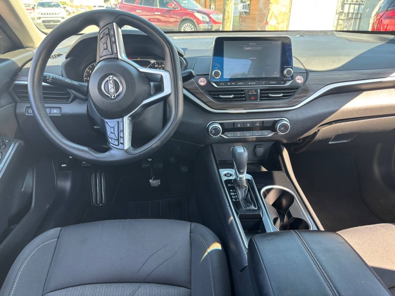 2024 Nissan Altima SV - Photo 9