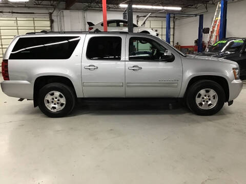 2013 Chevrolet Suburban LT
