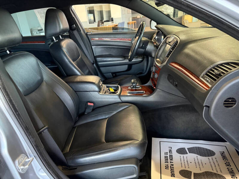 2013 Chrysler 300