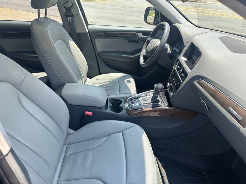 2016 Audi Q5 2.0T quattro Premium Plus