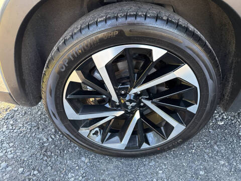 2023 Mitsubishi Outlander SE Special Edition