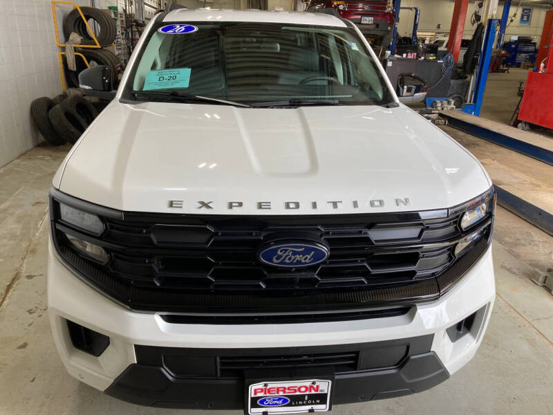 2026 Ford Expedition MAX Active