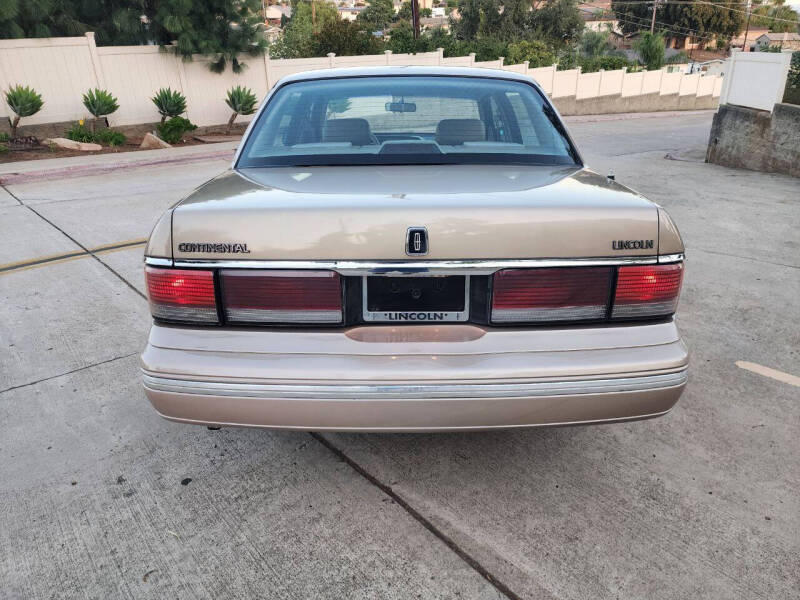 1988 Lincoln Continental Signature