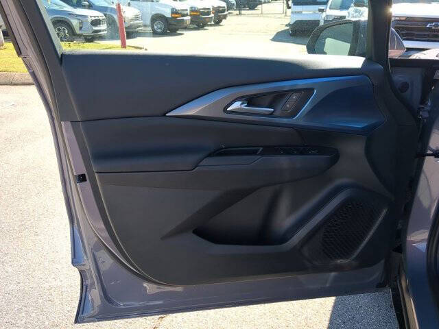 2026 Chevrolet Equinox EV LT 2