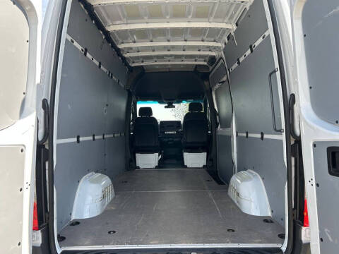 2025 Mercedes-Benz Sprinter 2500