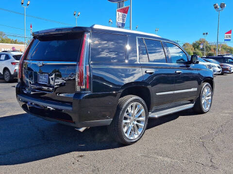 2020 Cadillac Escalade Luxury